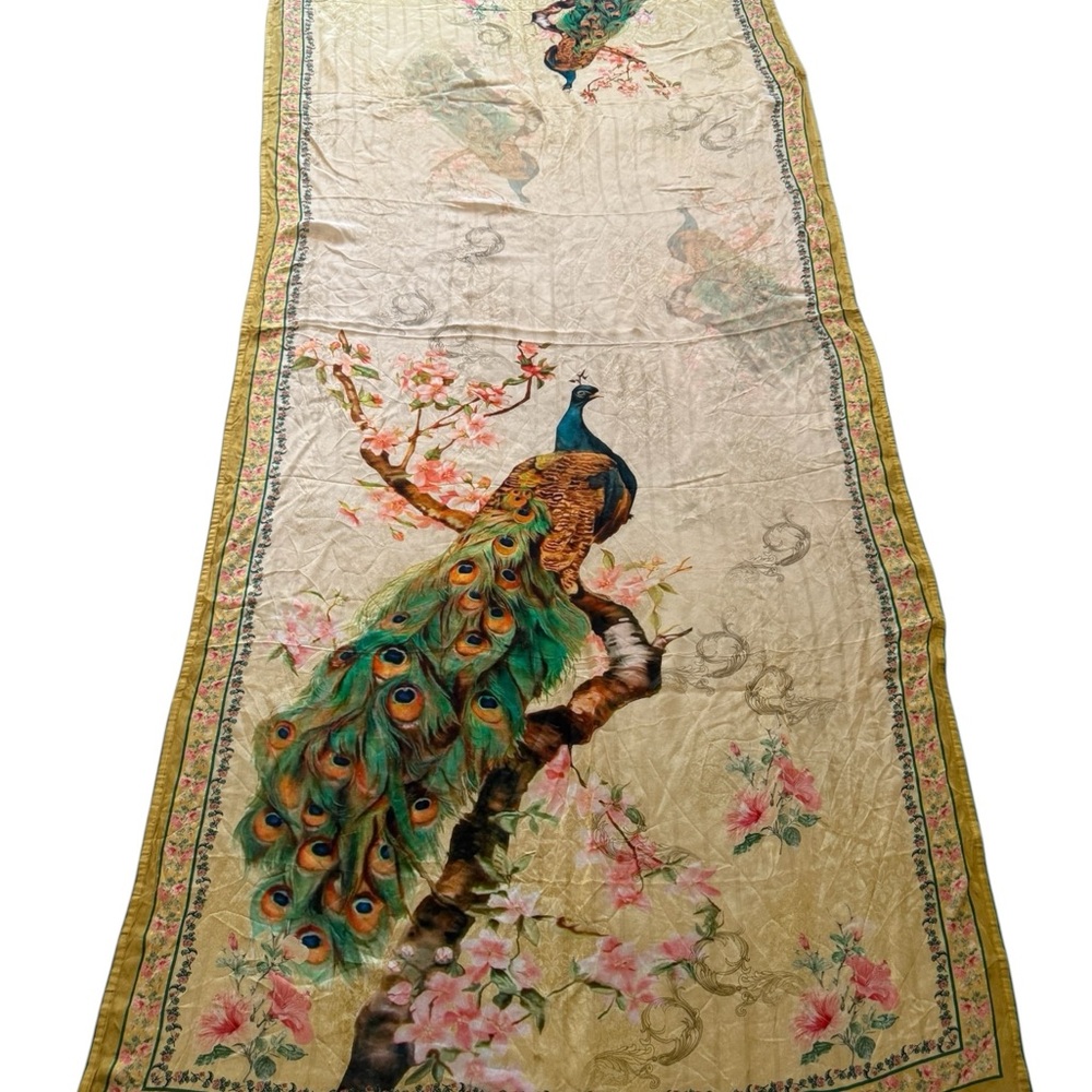 VTG Handmade Finest Silk Shawl Peacocks Size 96x44 inches